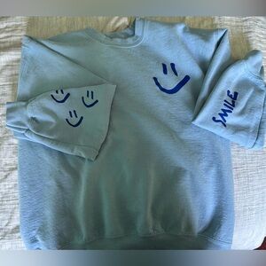 Light Blue Smile Graphic Crewneck Sweatshirt